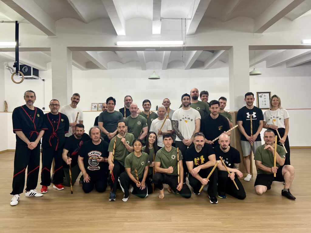 Seminario de defensa personal en Barcelona combinando Wing Tsun y Artes Marciales Filipinas.