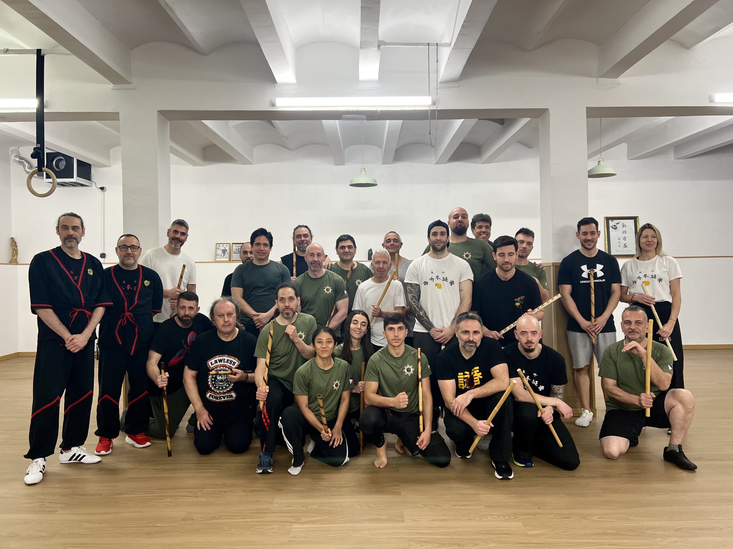 Seminario de Kali Filipino y Wing Tsun en Barcelona trabajando defensa personal